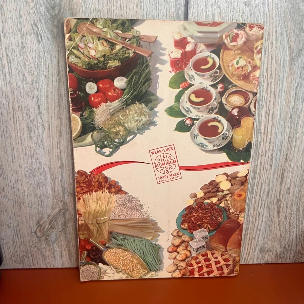Vintage 1953 Wear-Ever New Method Cooking Instruction Book 19th Edition Cookbook